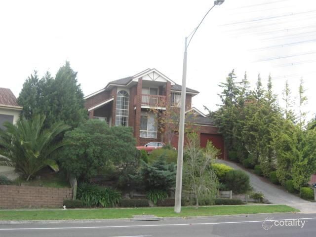 107 Gleneagles Dr, Endeavour Hills, VIC 3802