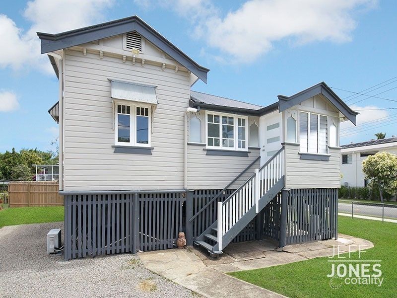 96 Dunellan St, Greenslopes, QLD 4120