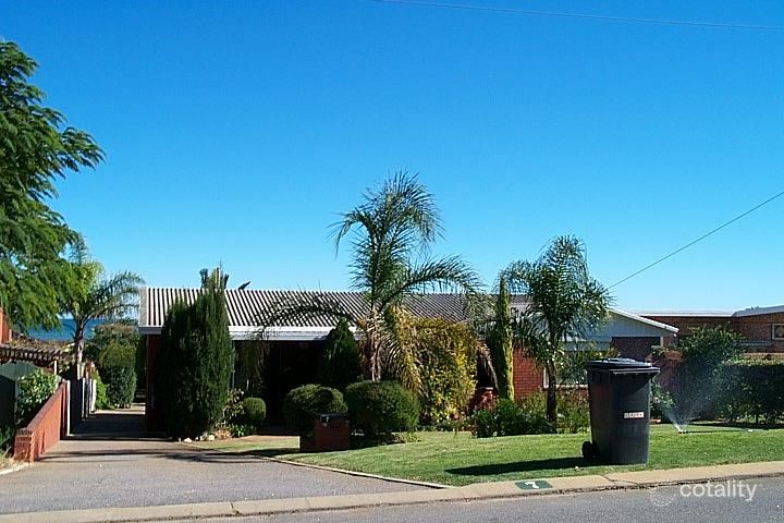 7 Malcolm St, Bluff Point, WA 6530