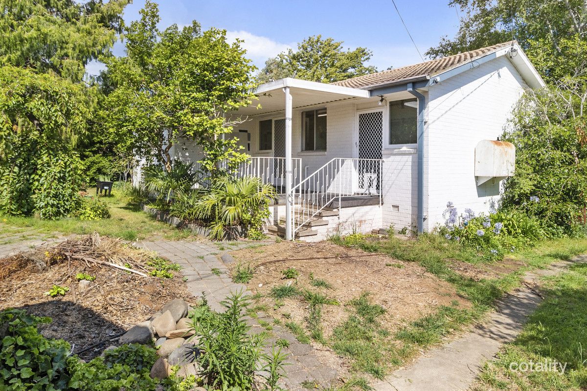 102 Irvine St, Watson, ACT 2602