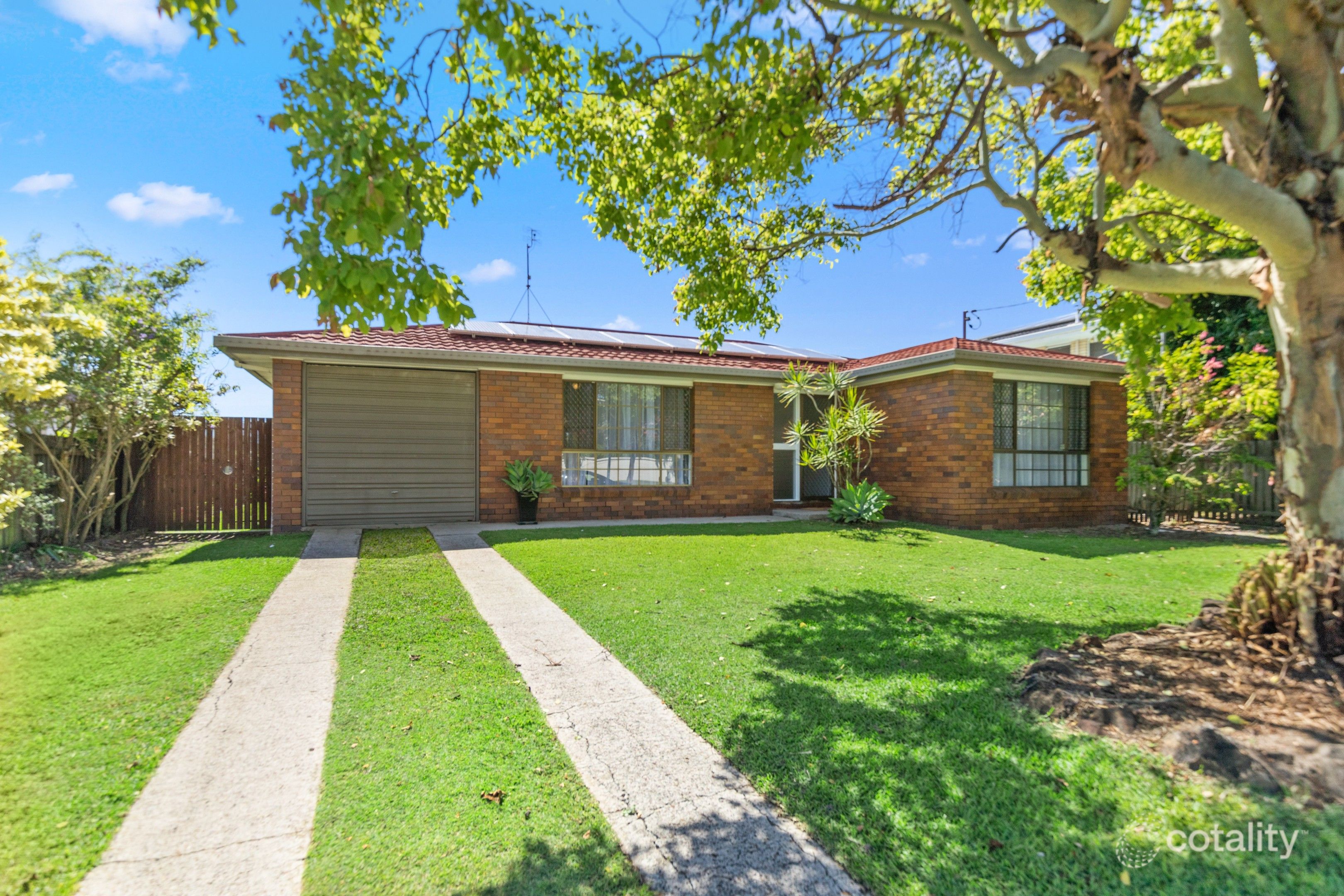 83 Point Cartwright Dr, Buddina, QLD 4575
