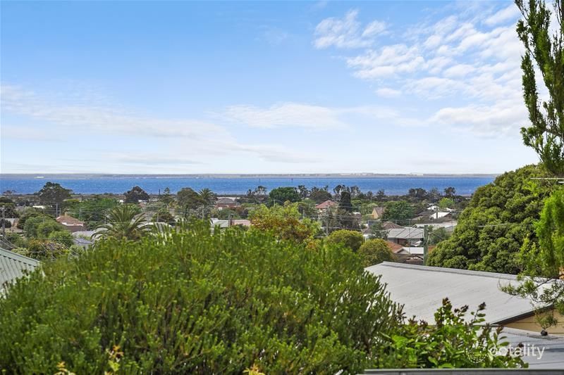 3 Ferry Gr, Newcomb, VIC 3219