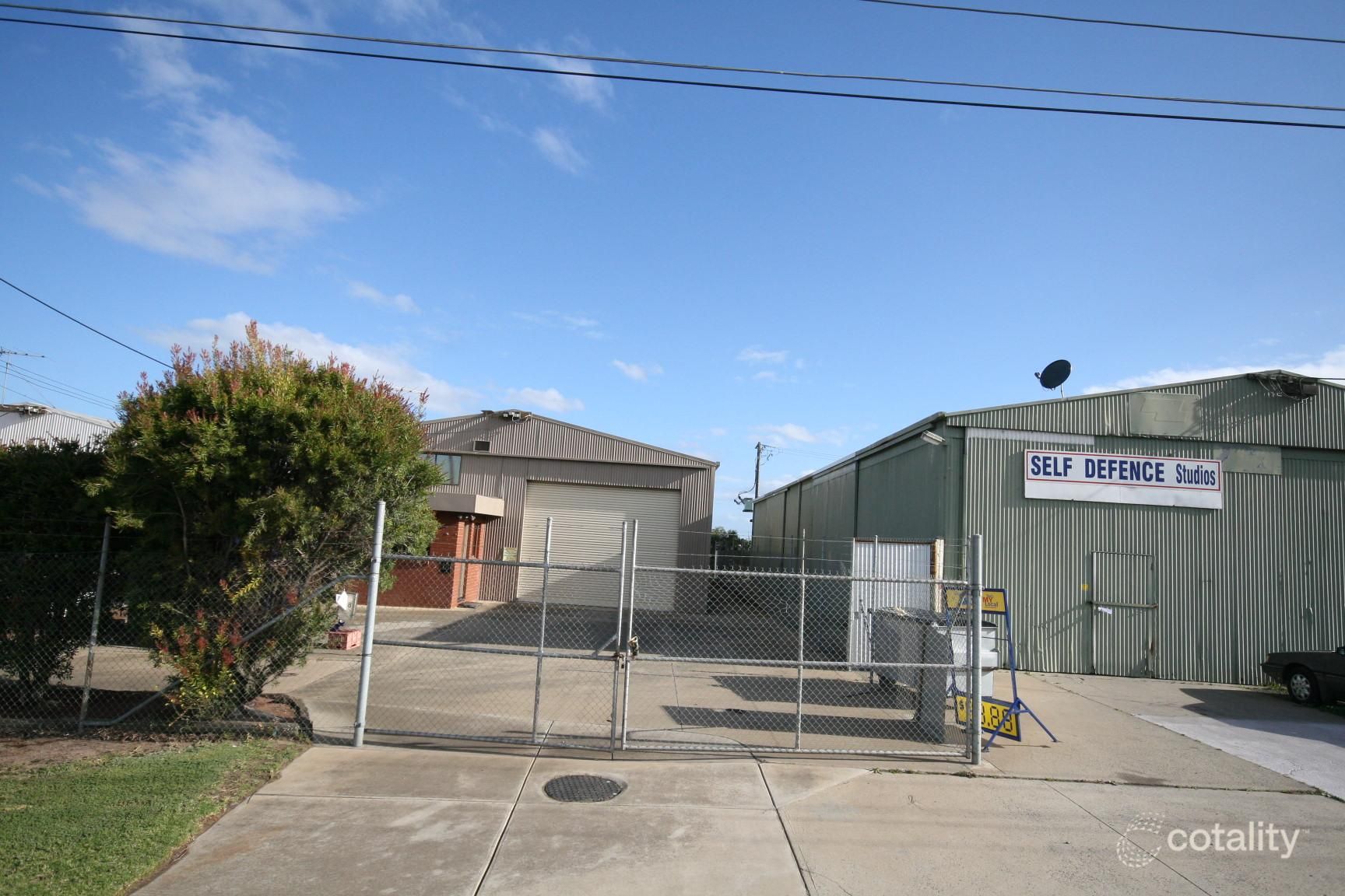 18 Naughton Ave, North Geelong, VIC 3215