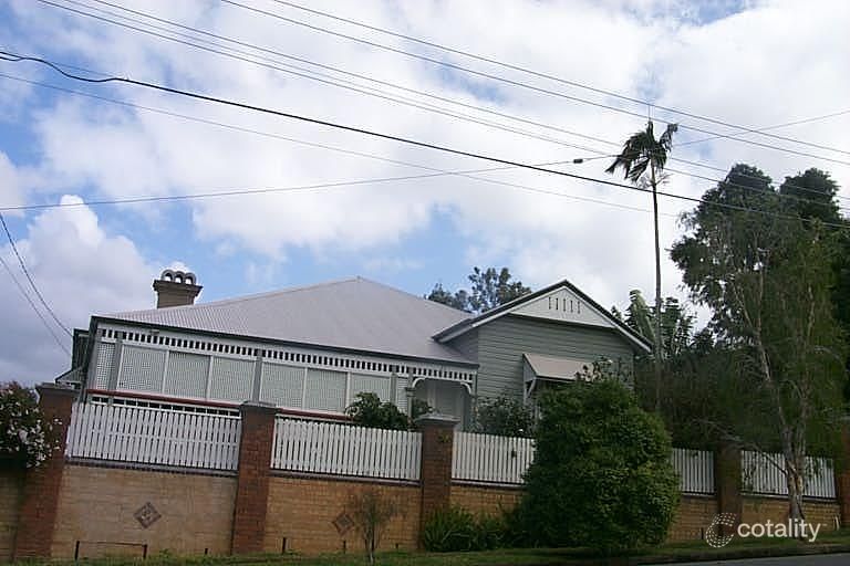 21 Dauphin Tce, Highgate Hill, QLD 4101