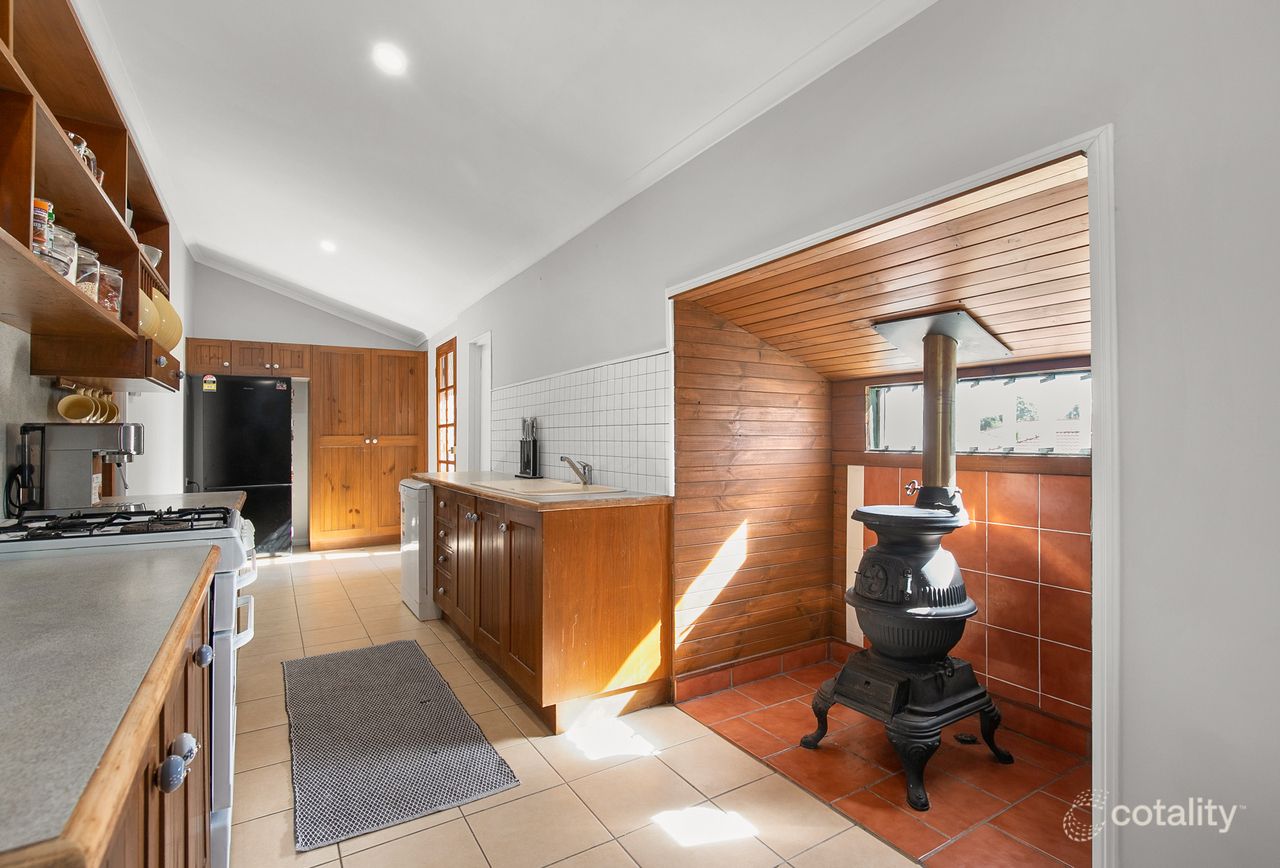 51 Retro St, Emerald, QLD 4720