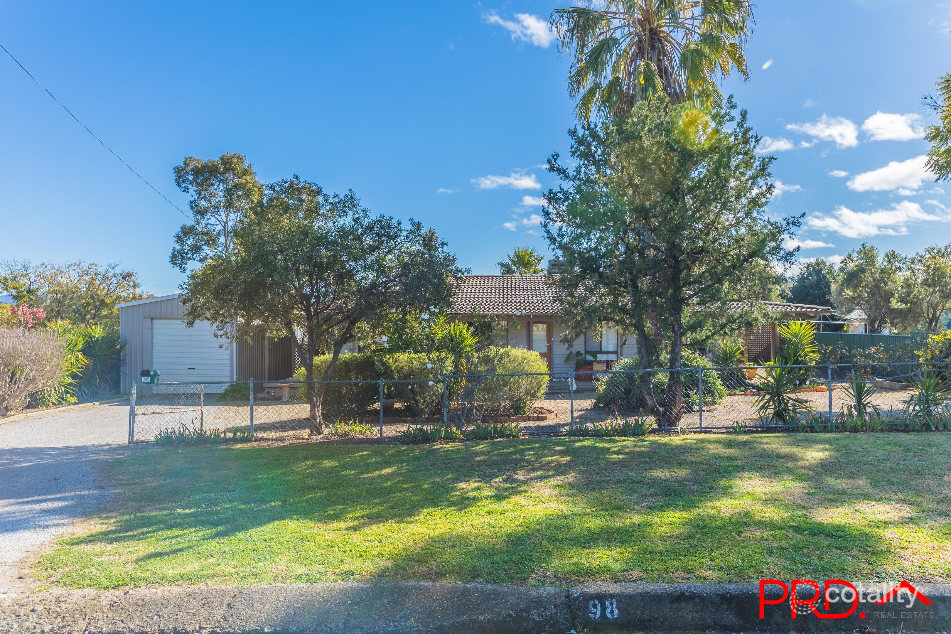 98 Court St, Manilla, NSW 2346