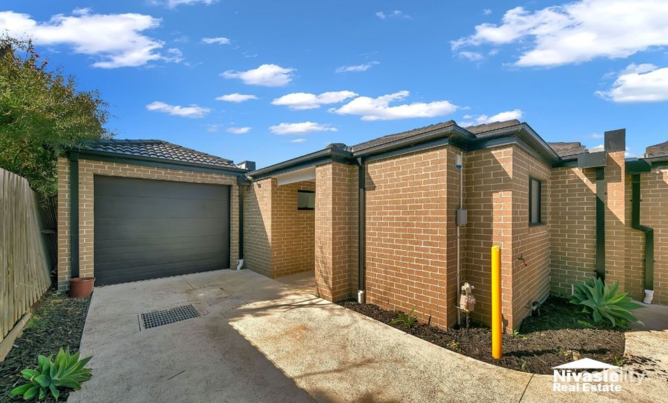 9 Irving Rd, Melton, VIC 3337