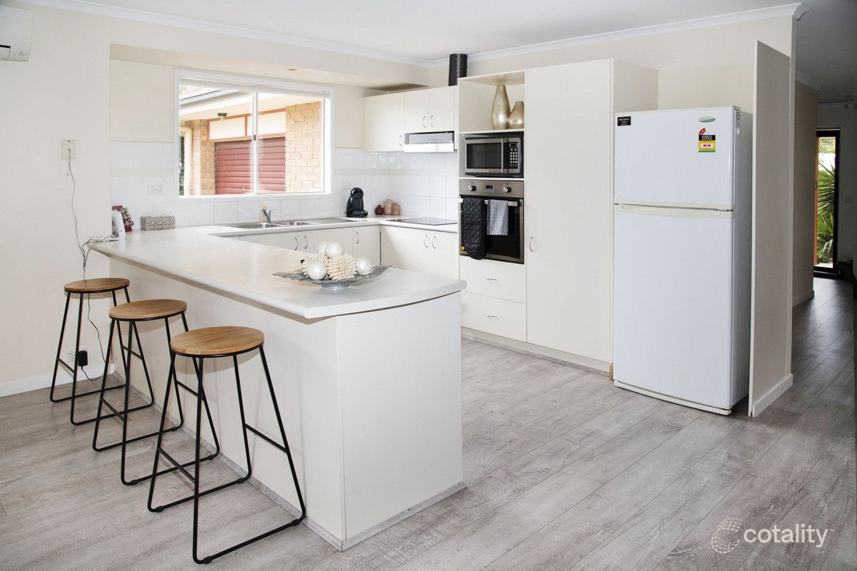 23 Dorothy Cres, Mornington, VIC 3931