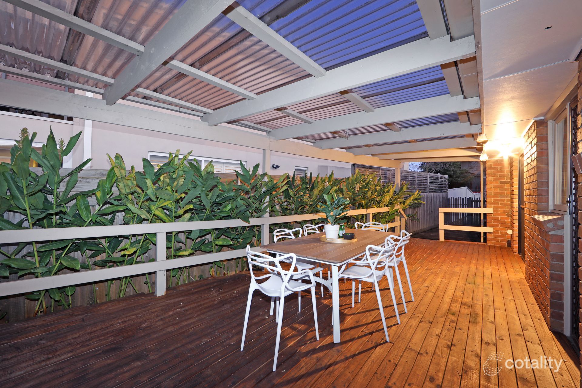 22 Valleyview Dr, Rowville, VIC 3178