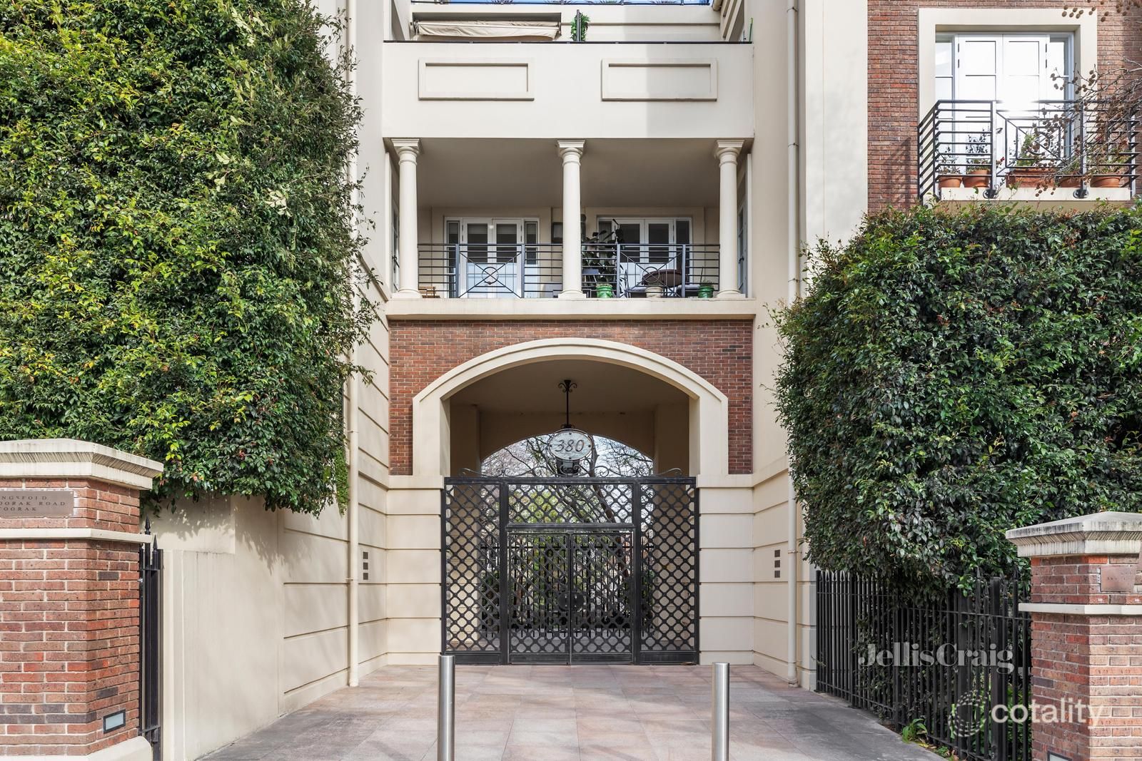 11/376-380 Toorak Rd, South Yarra, VIC 3141