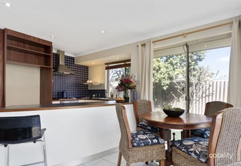 98b Hale Rd, Wembley Downs, WA 6019