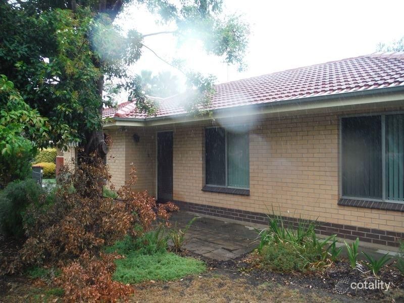 14 Susan Rd, Hackham, SA 5163