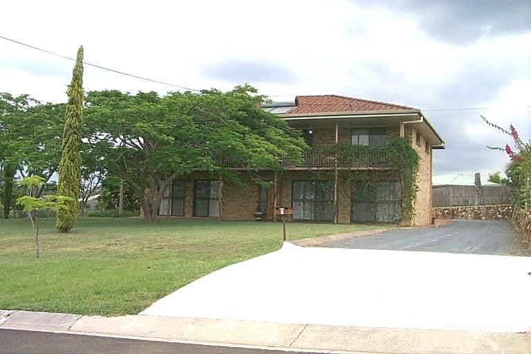8 Rose St, Yamanto, QLD 4305