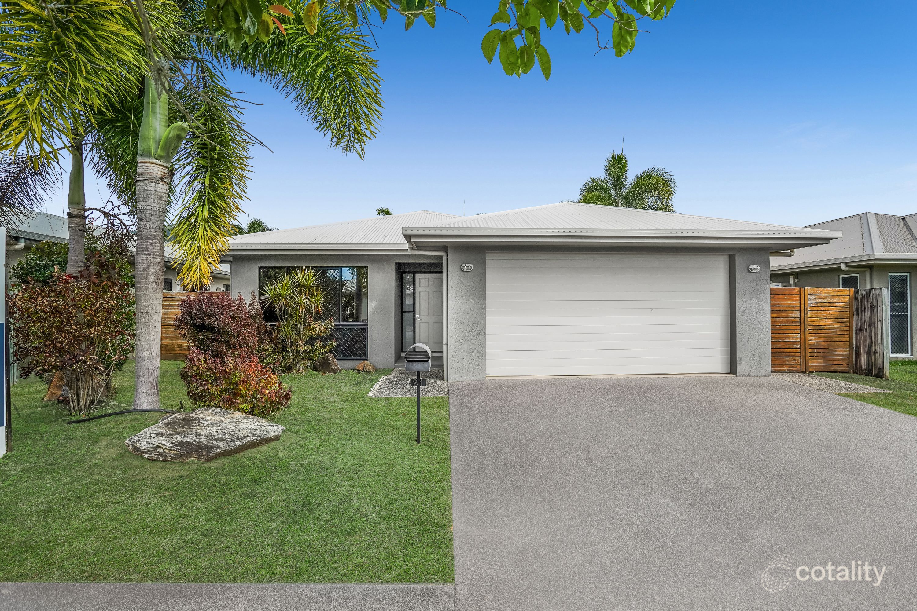 21 Landsborough Dr, Smithfield, QLD 4878