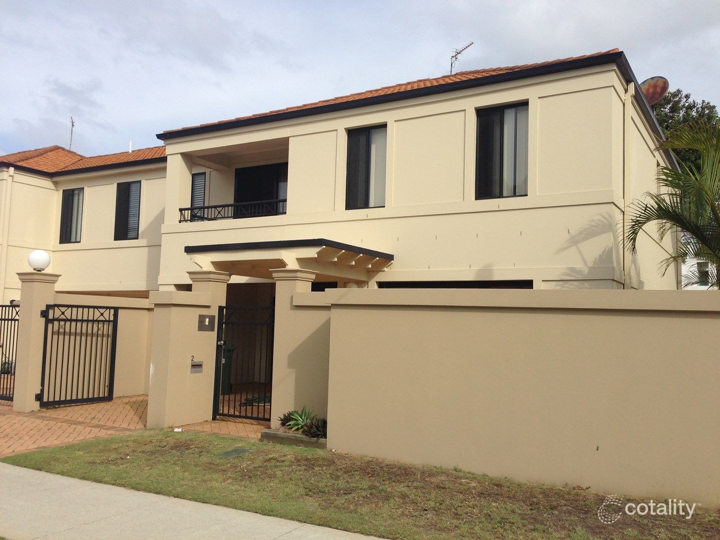 2/12 Lavarack Rd, Mermaid Beach, QLD 4218