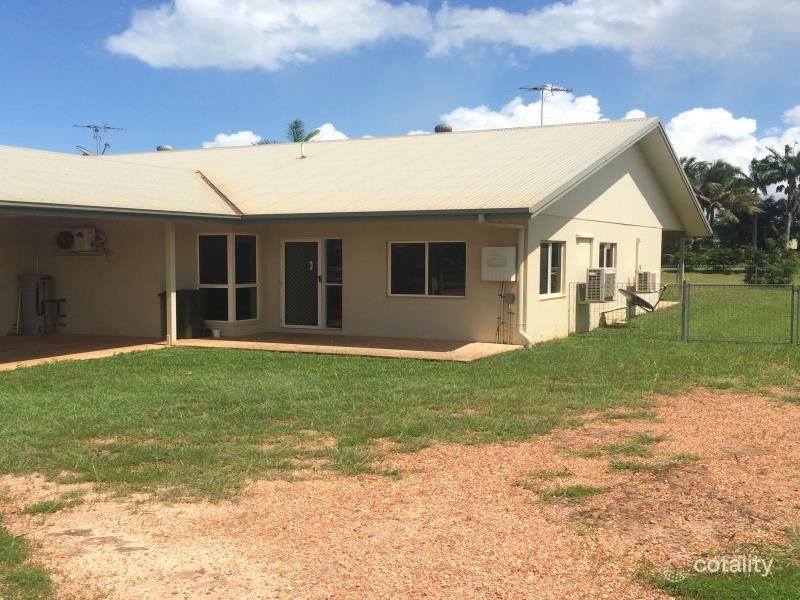 2/8 Christie Ave, Nanum, QLD 4874