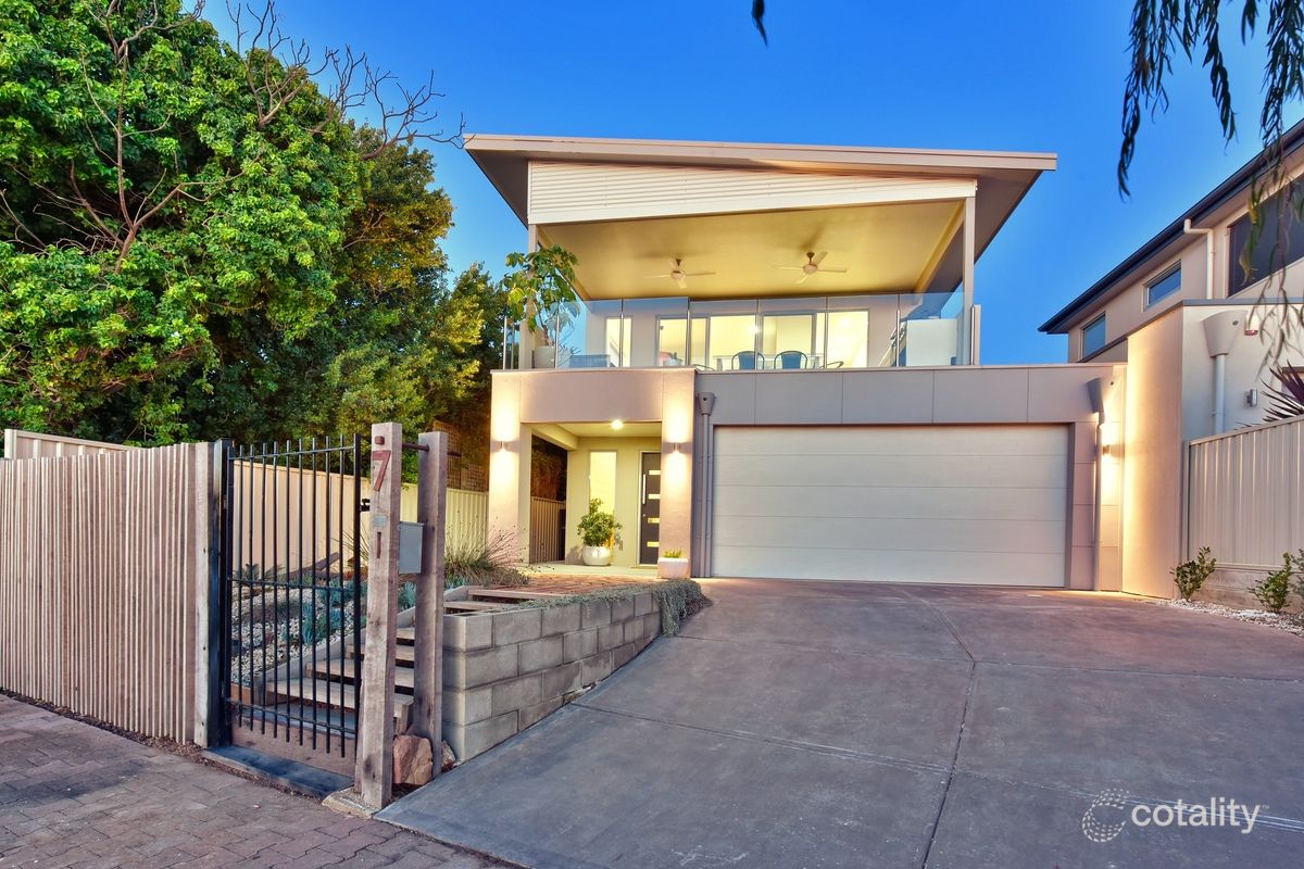 7 Sherlock Rd, Kingston Park, SA 5049