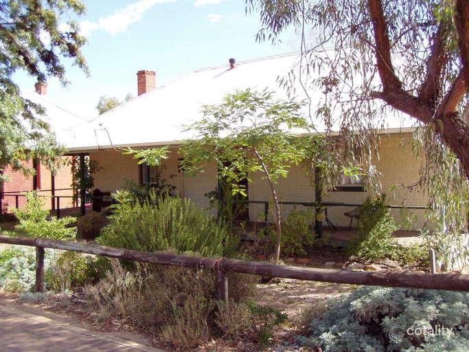 94 Stirling Tce, Toodyay, WA 6566