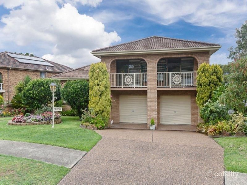 14 Camberwarra Dr, Belmont North, NSW 2280