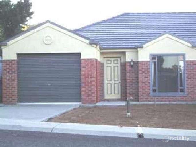 1/21 Balmoral Dr, Golden Square, VIC 3555