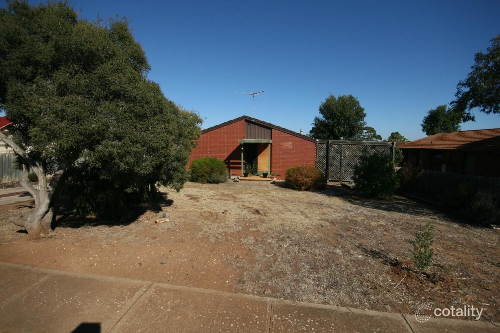 3 Lublin Cres, Hackham West, SA 5163