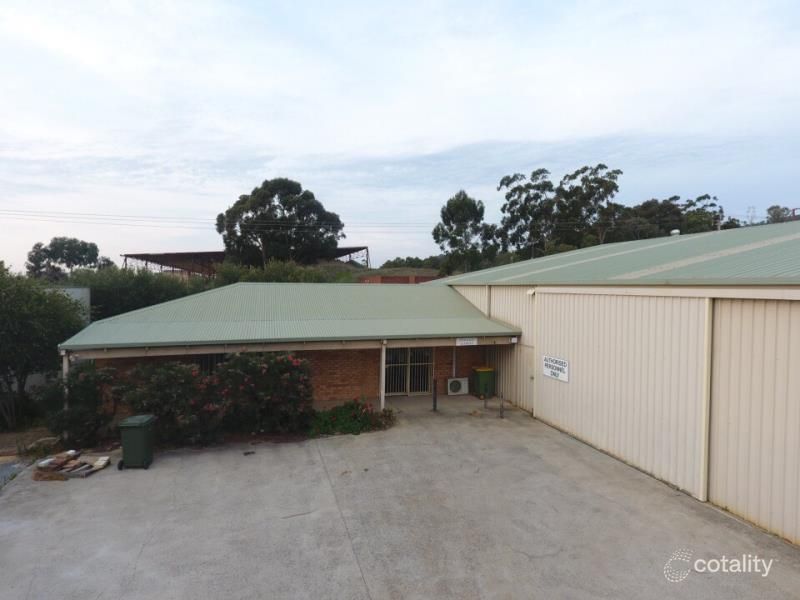 5/4 Dickens Pl, Armadale, WA 6112