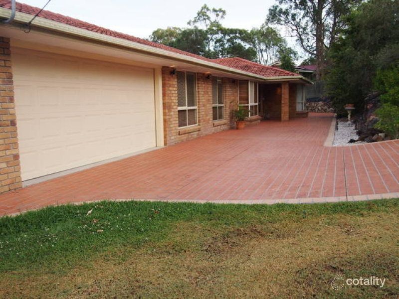 12 Hanover Dr, Alexandra Hills, QLD 4161