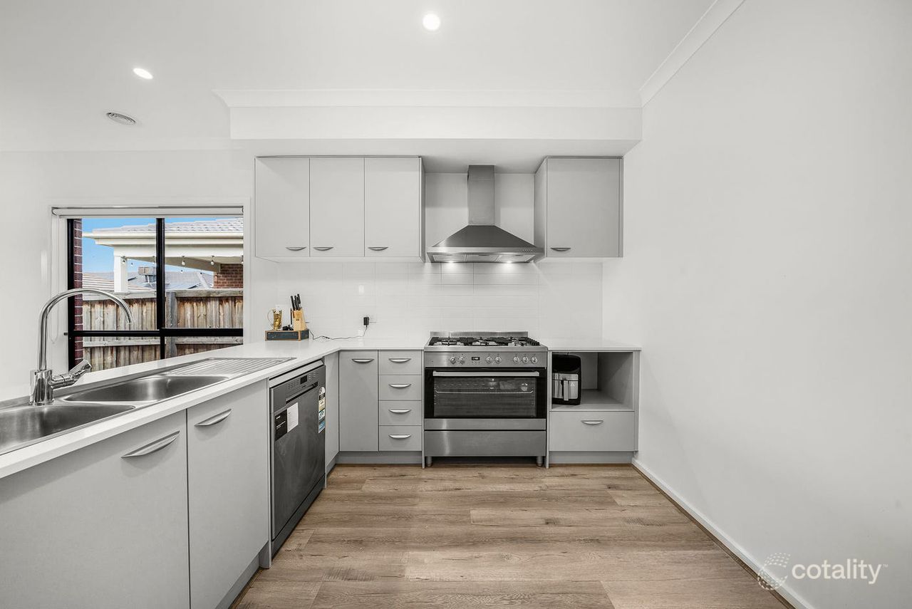 12 Arthurdale Cres, Werribee, VIC 3030