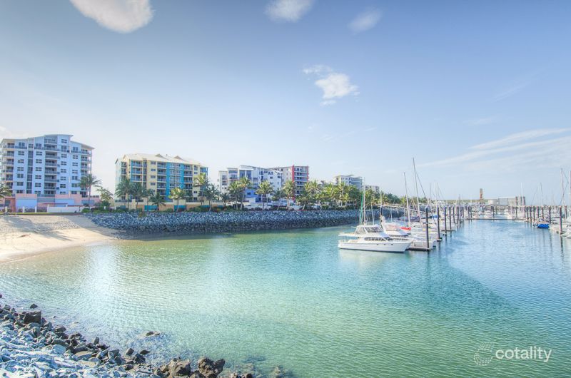 4/9 East Point Dr, Mackay Harbour, QLD 4740