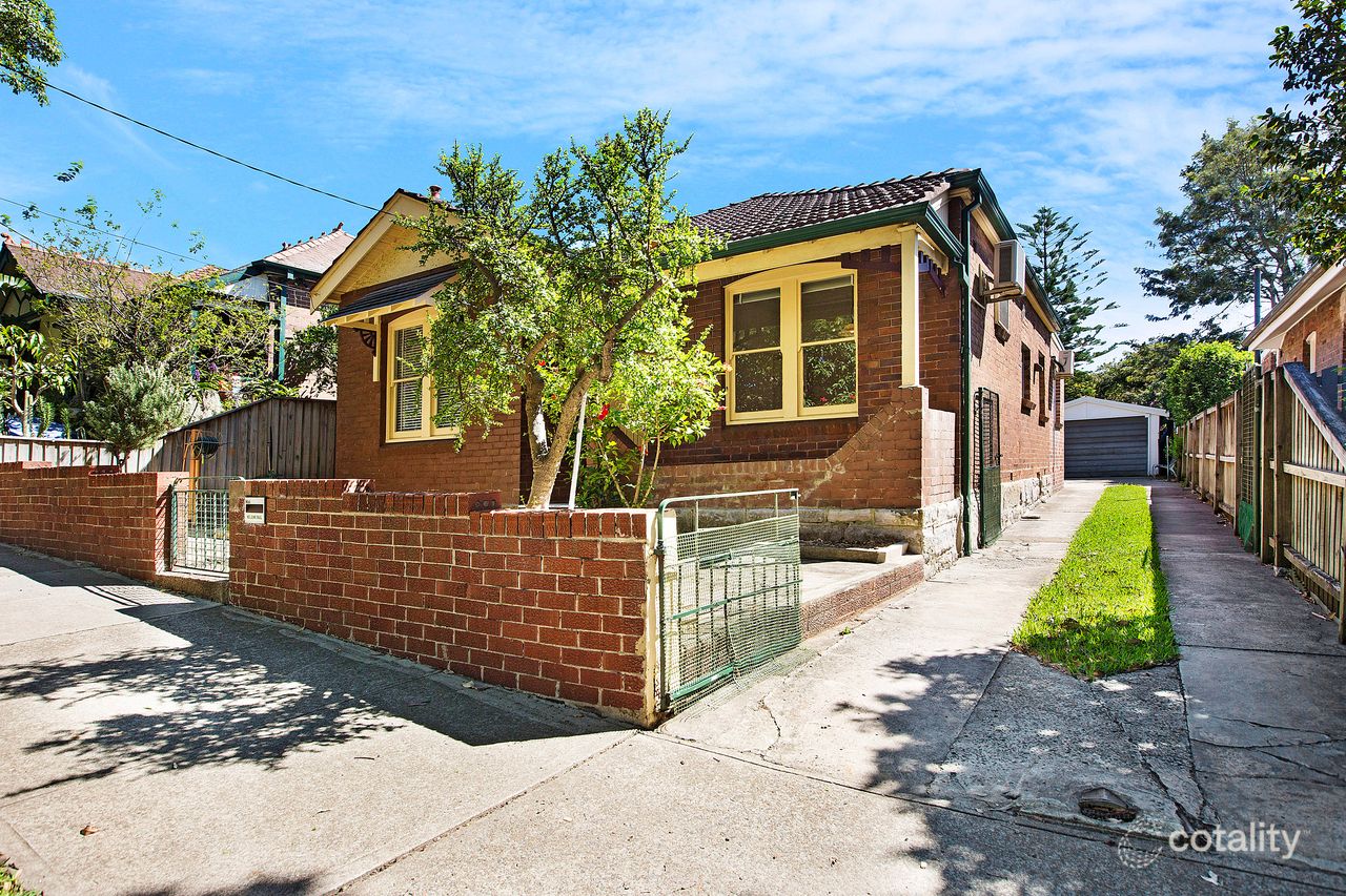 14 Oak St, Ashfield, NSW 2131