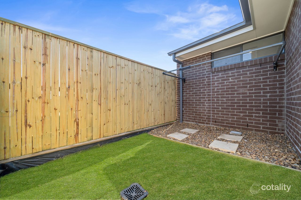 49 Snowdonia Cres, Yarrabilba, QLD 4207