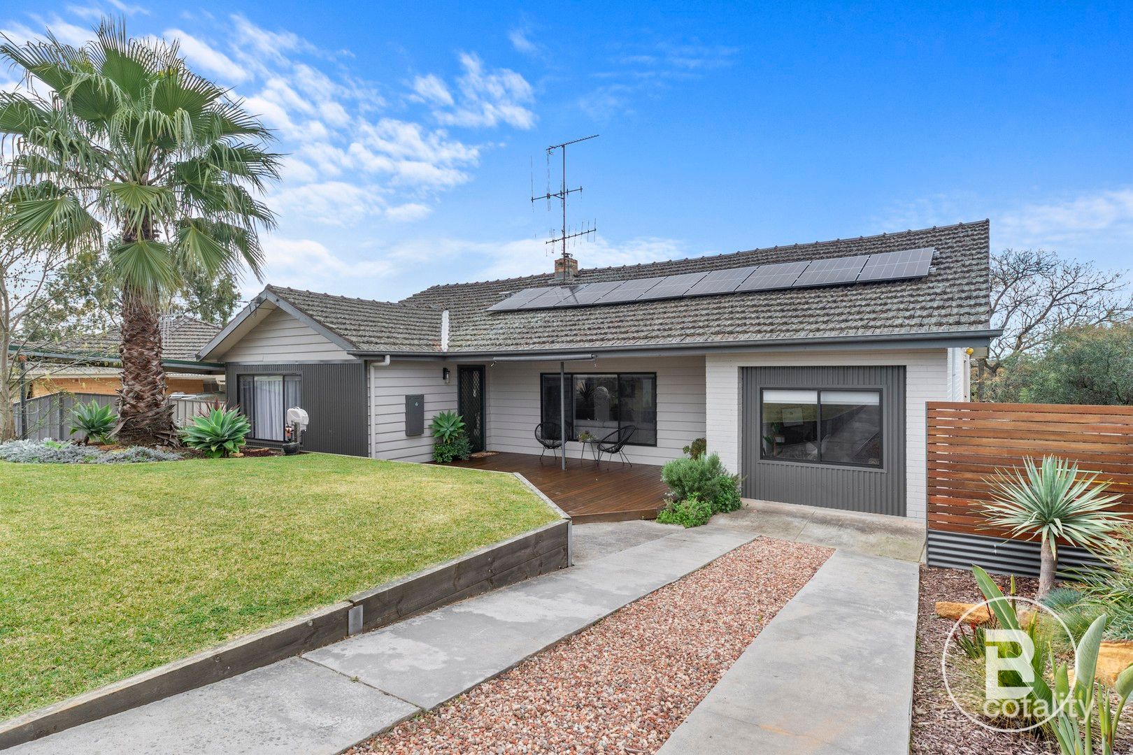 17 Smalley St, California Gully, VIC 3556