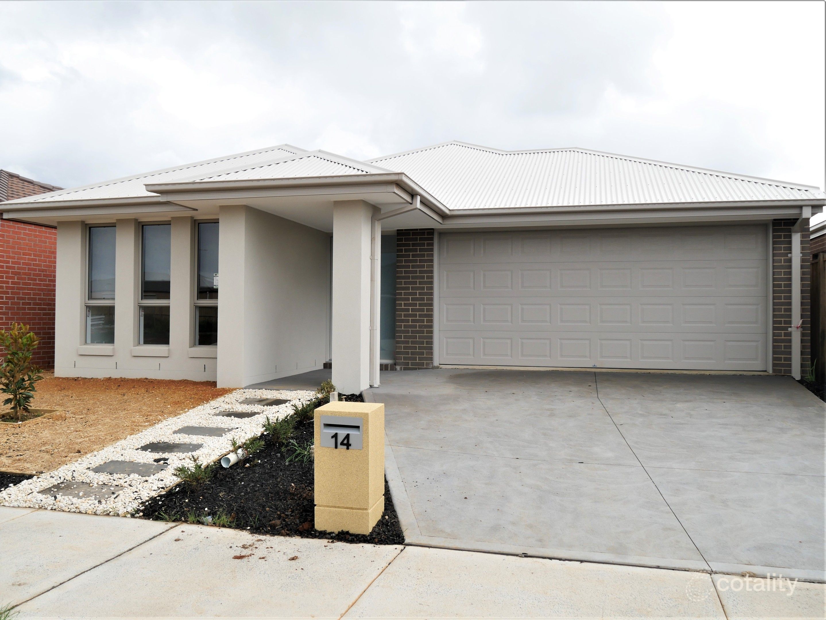 14 Baron Rd, Thornhill Park, VIC 3335