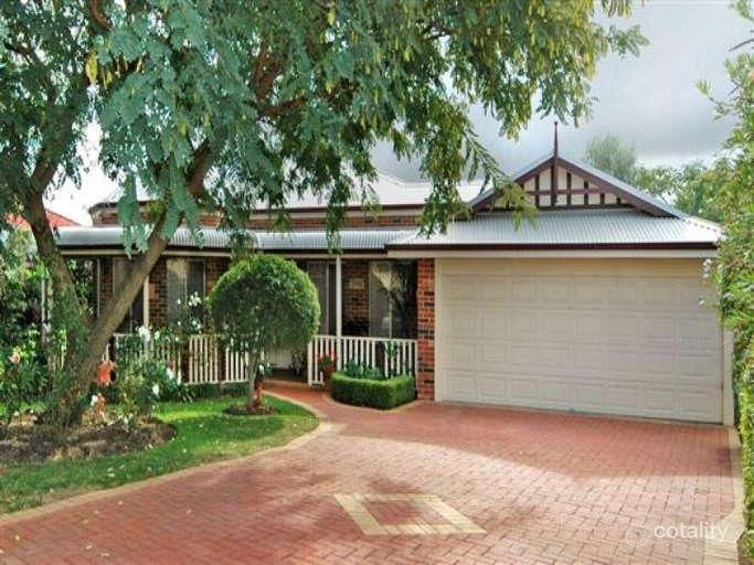 9 Sebago Ct, Joondalup, WA 6027