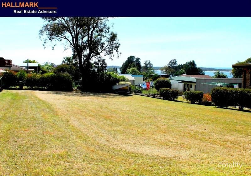4 Manly St, Tuross Head, NSW 2537