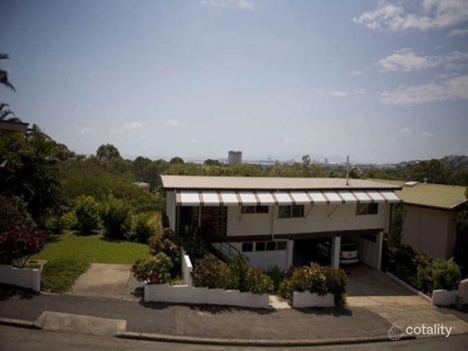 3 Yarrawonga Dr, Castle Hill, QLD 4810