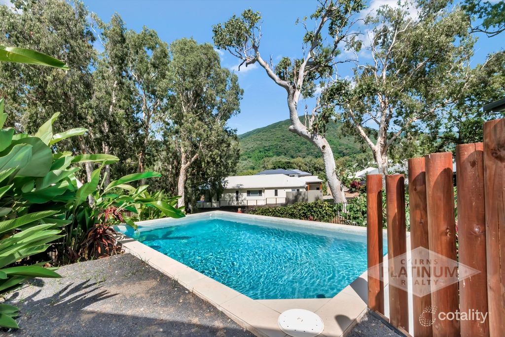 36/2 Coral Coast Dr, Palm Cove, QLD 4879