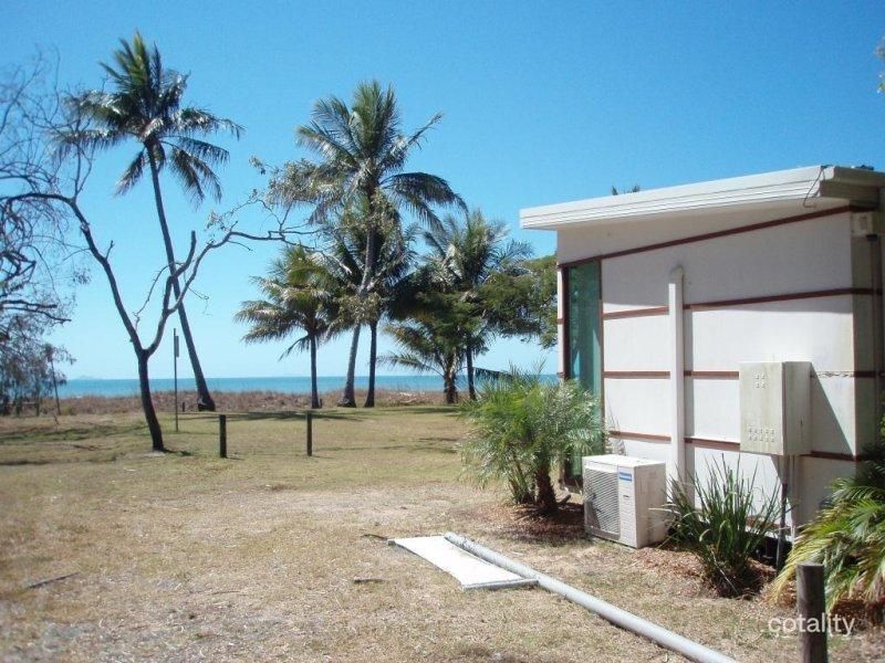 2 Bucasia Esp, Bucasia, QLD 4750