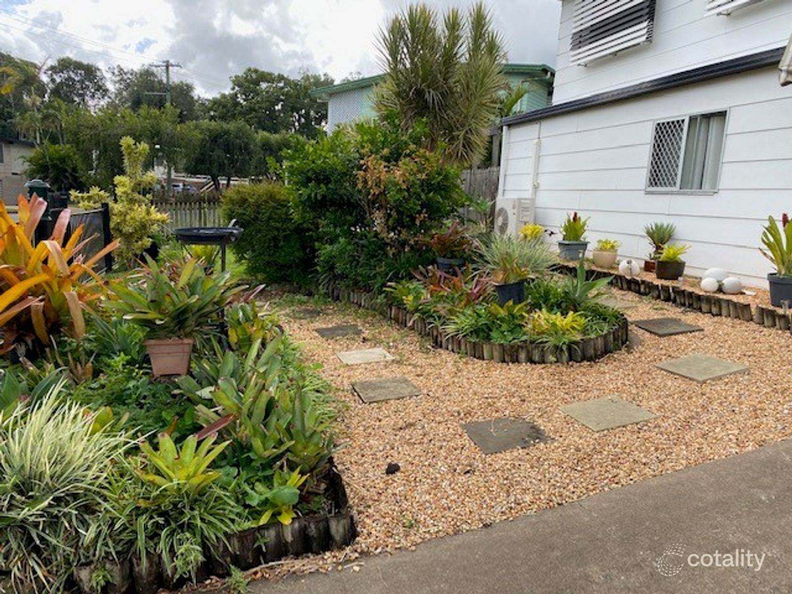 285 Blanchfield St, Koongal, QLD 4701