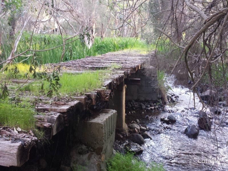 1040 Viveash Rd, Swan View, WA 6056