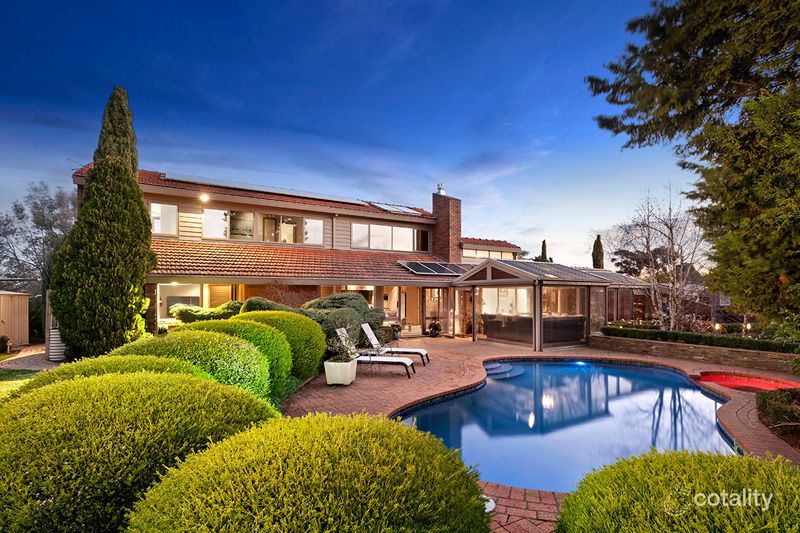 16 Red Plum Pl, Doncaster East, VIC 3109