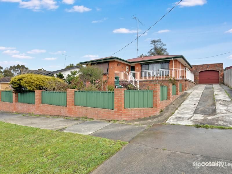 73 Walker Pde, Churchill, VIC 3842