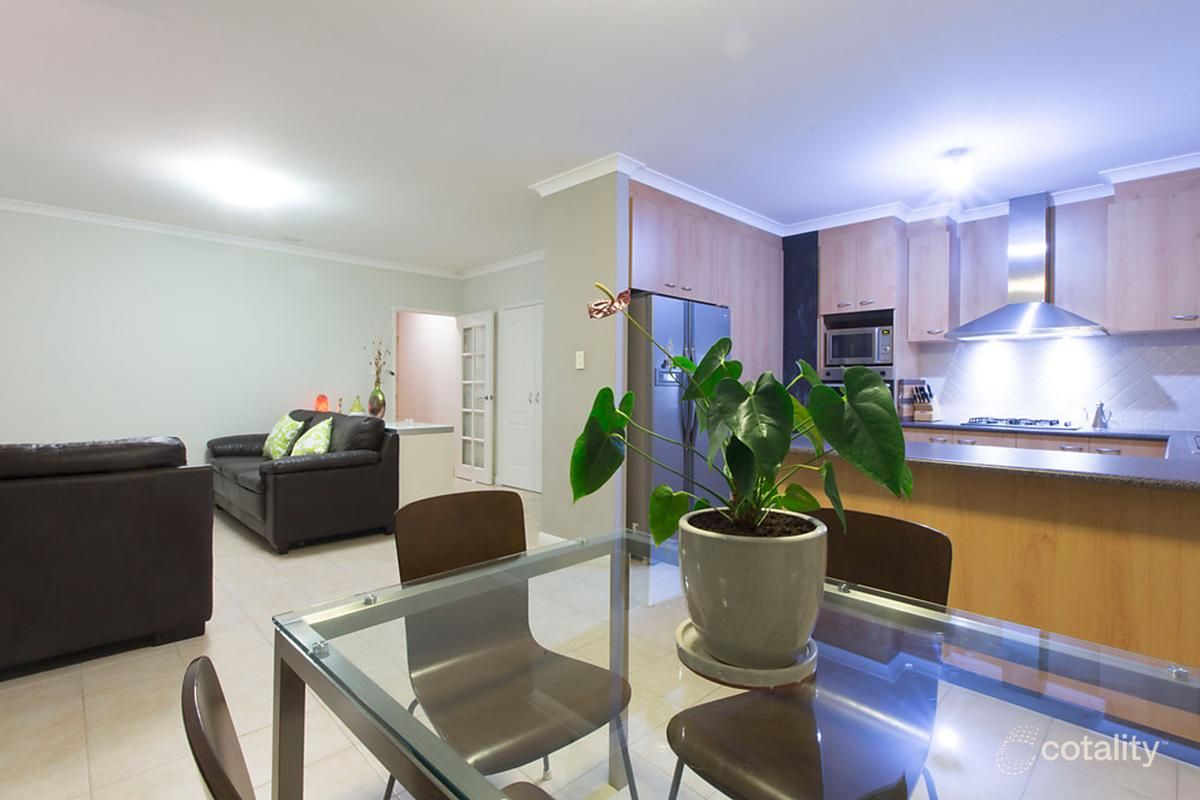 23b Fermaner St, Karrinyup, WA 6018