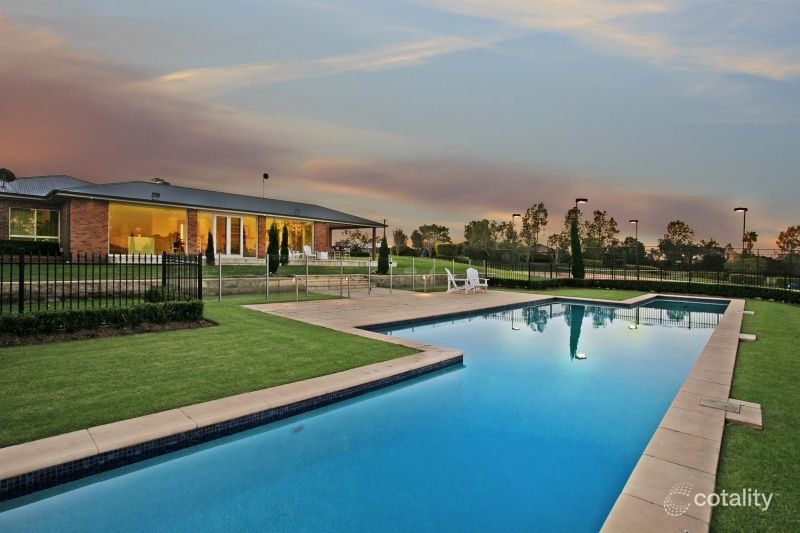 27 Forsythe Pde, Black Hill, NSW 2322