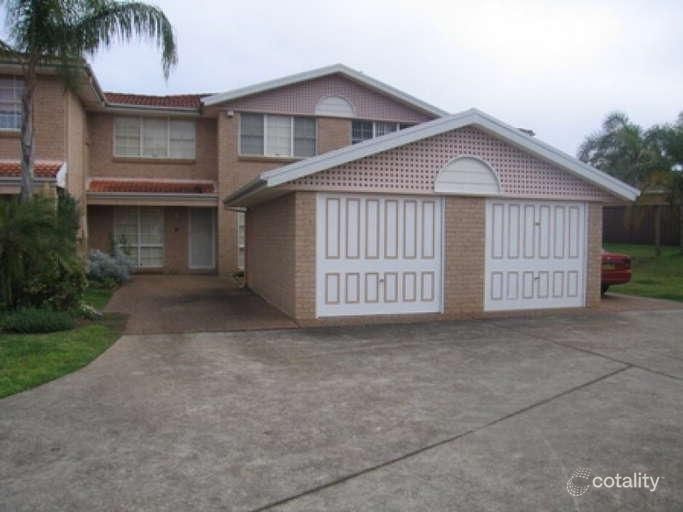 9/12 Heron Pl, Hinchinbrook, NSW 2168