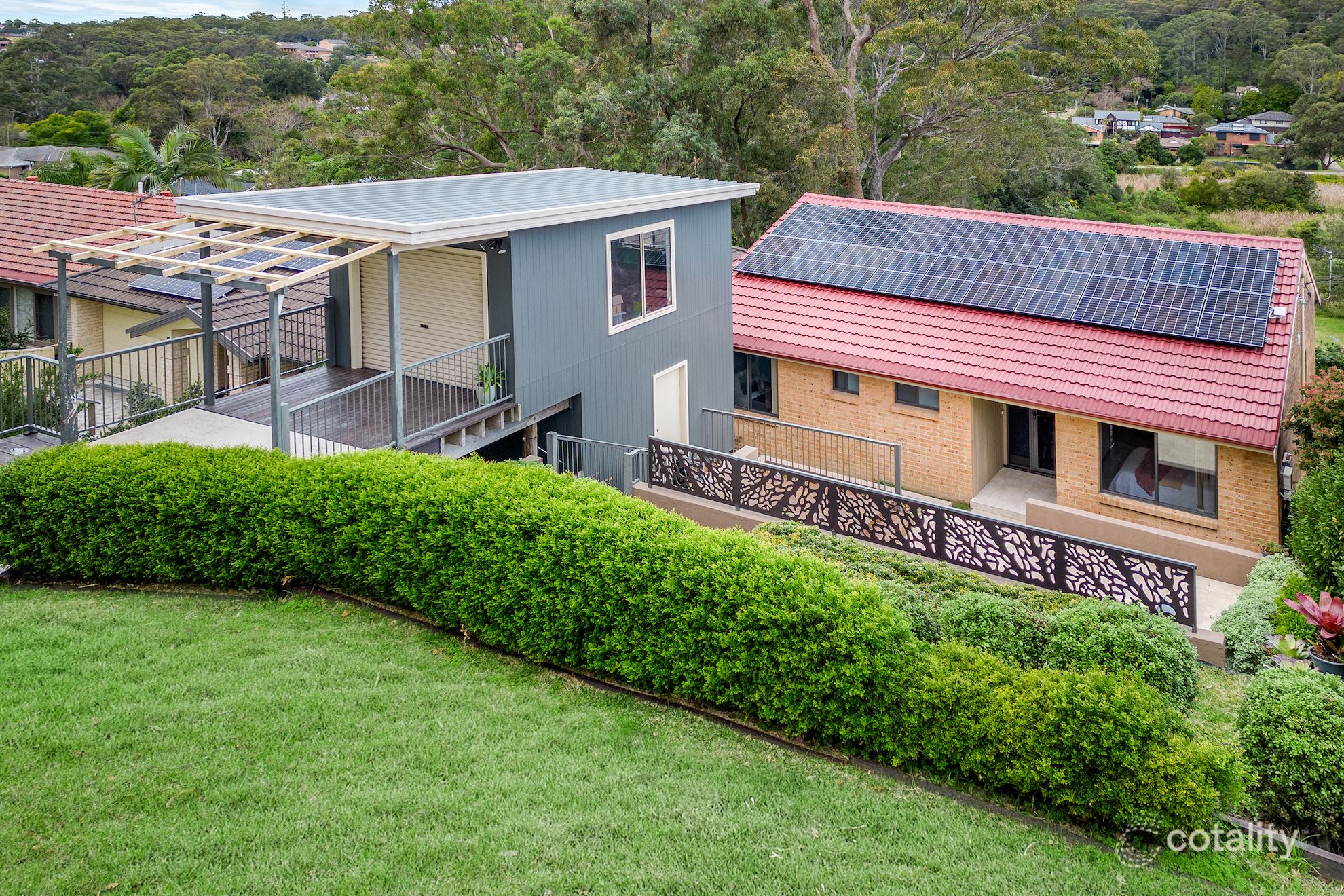 27 Cathrine St, Kotara South, NSW 2289