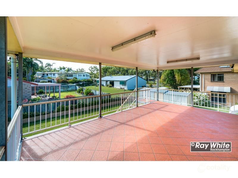 34 Scott St, Kawana, QLD 4701