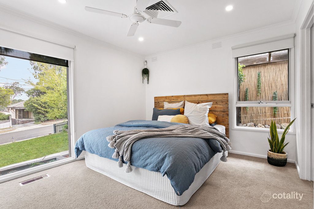 22 Lynn Dr, Ferntree Gully, VIC 3156