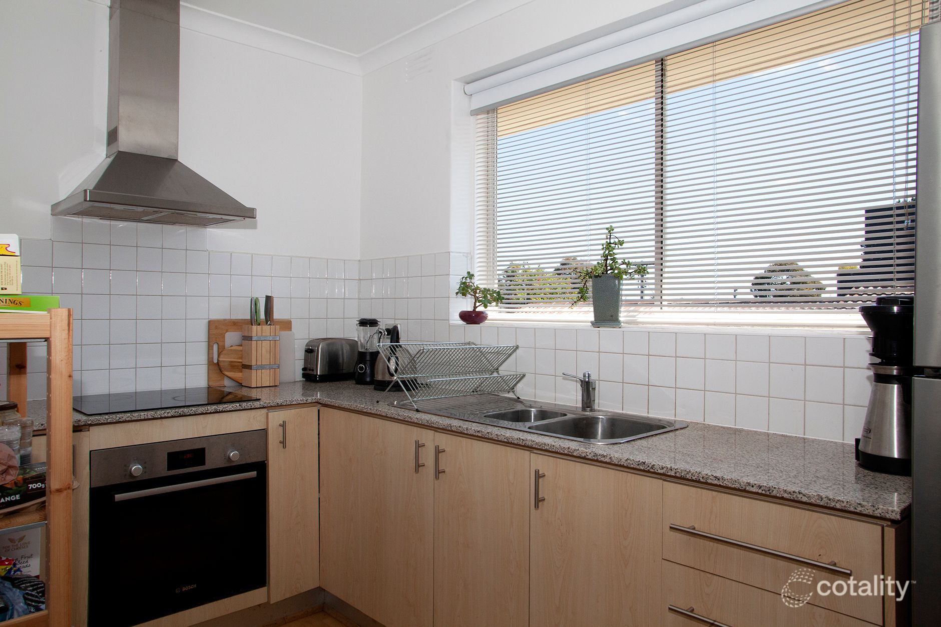 5/4 Irvine Cres, Brunswick West, VIC 3055