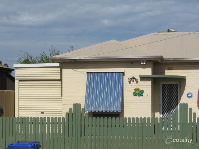 5 Tulloch Ave, Pennington, SA 5013